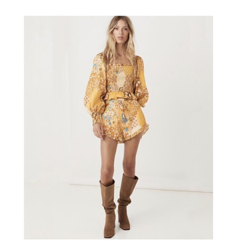 Spell & The Gypsy $288 Freda Shirred Blouse + Patchwork Shorts Set - Picture 2 of 12